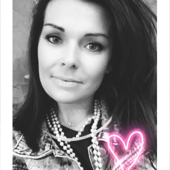 christinarenae8